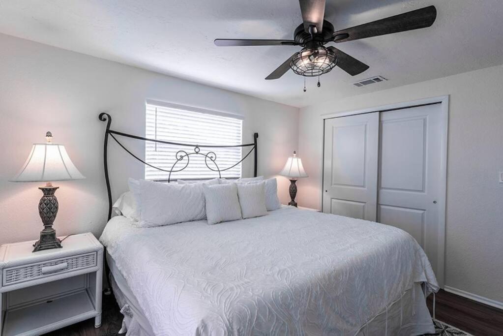 Your Tranquil Escape Is Found Directly On The Beach At The Serenity Beach Condo. Siesta Key Ngoại thất bức ảnh